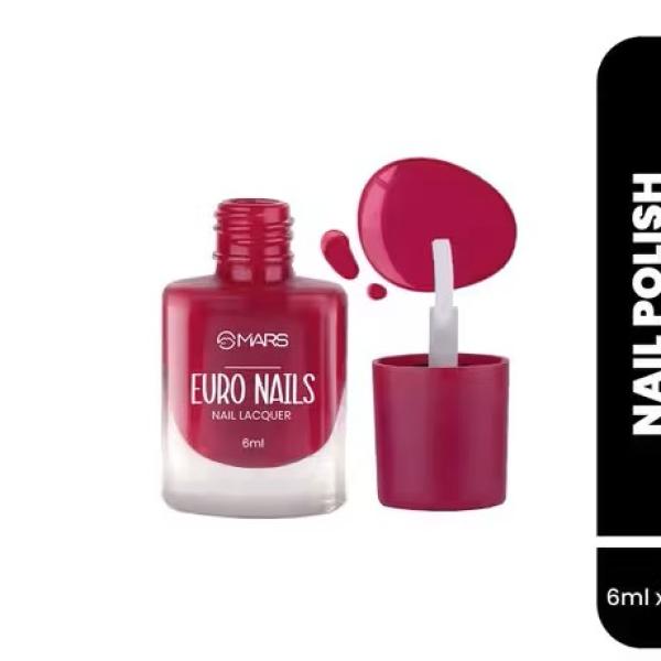 Foundation & Nail Polish Combo