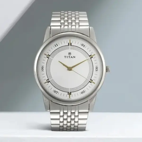 Tshirt & Men's Watch