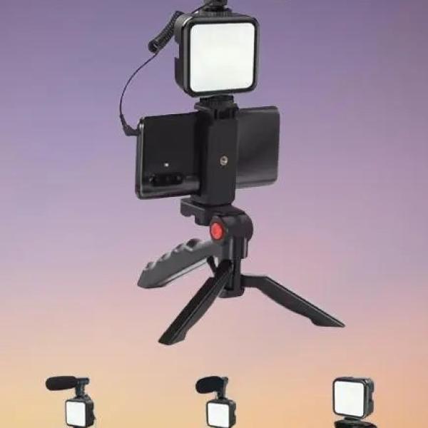 Tripod With Kurtis