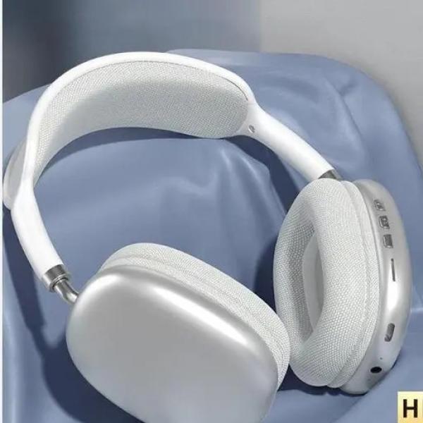 Headphone With Kurtis