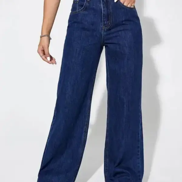 women trendy jeans