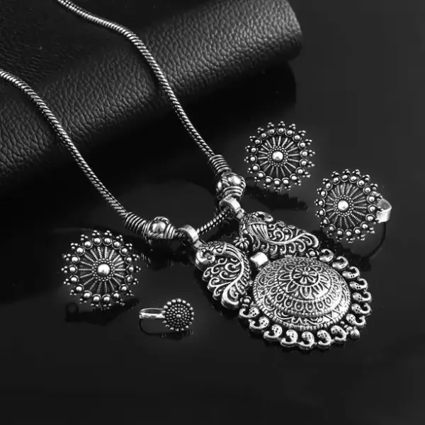 exclusive jewellery for women