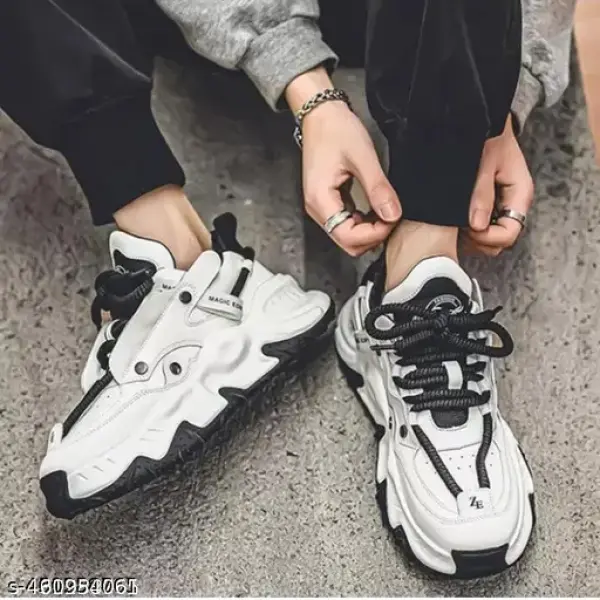 Modern Attractive Men Casual Shoes