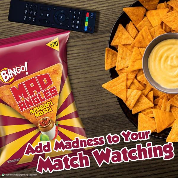 Bingo! Mad Angles Achaari Masti – Desi Mango Pickle Flavour Crunchy Triangle Chips | Tasty Snack for Any Time Cravings, 64g