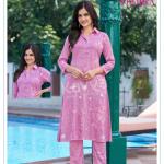 WOMAN KURTA SETS