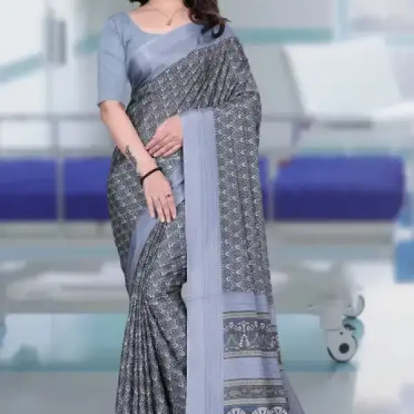 women crepe saree