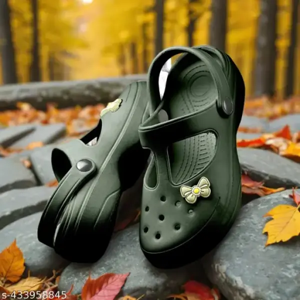 lightweight Stylish Women's Premium Clogs For Women/Girls black
