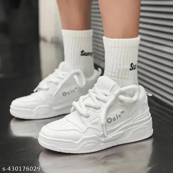 Relaxed Trendy Men Casual Shoes