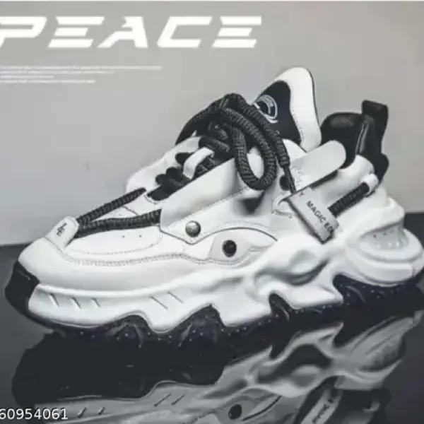 Modern Attractive Men Casual Shoes