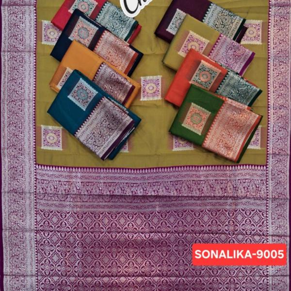 Women's Sonu Silk Delux  Saree